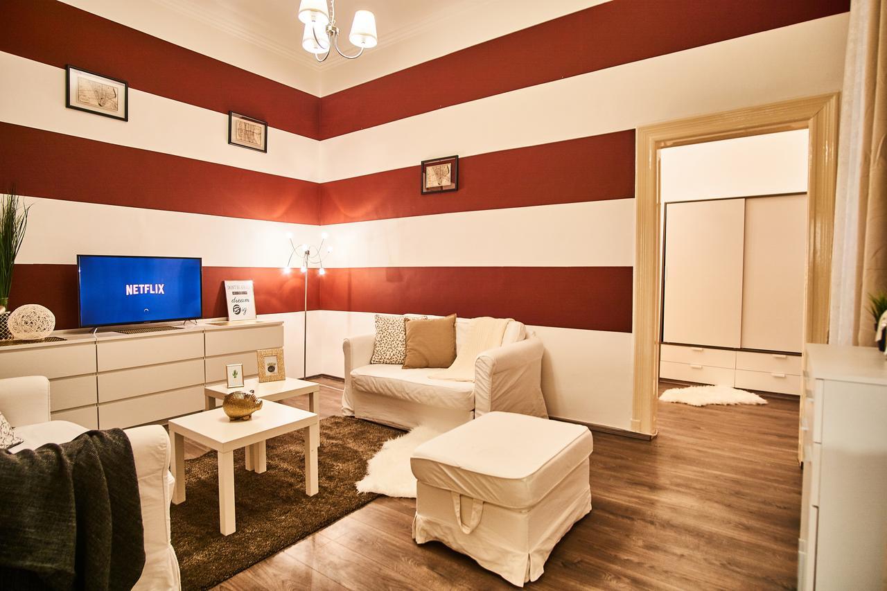 Baron Apartment | Budapest Luaran gambar